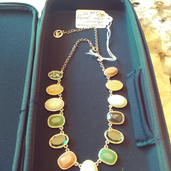 Trifari Designer Necklace with Semi-Precious Stone - Picture 2 of 4